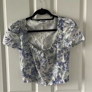 Rouge Cropped Floral Top